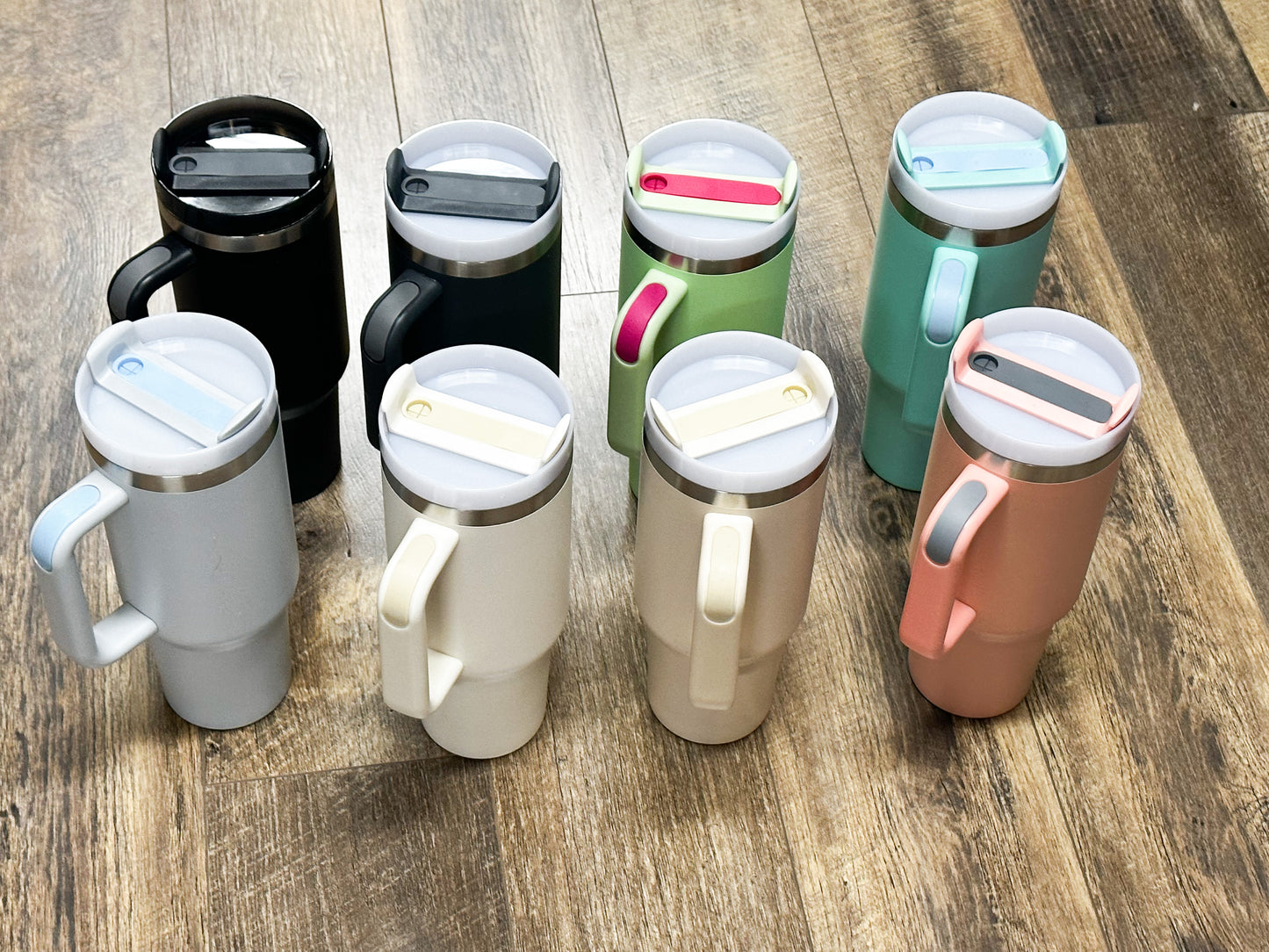 40oz Tumbler with Handle + Lid || Fits in Cup Holder!