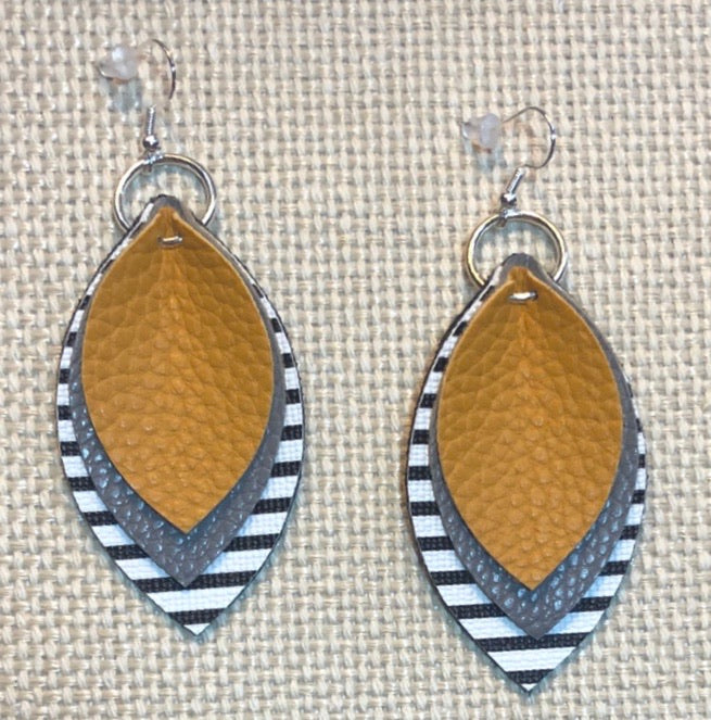 Burnt Ends & BBQ- BBQ Cookoff / Rodeo T-Shirt